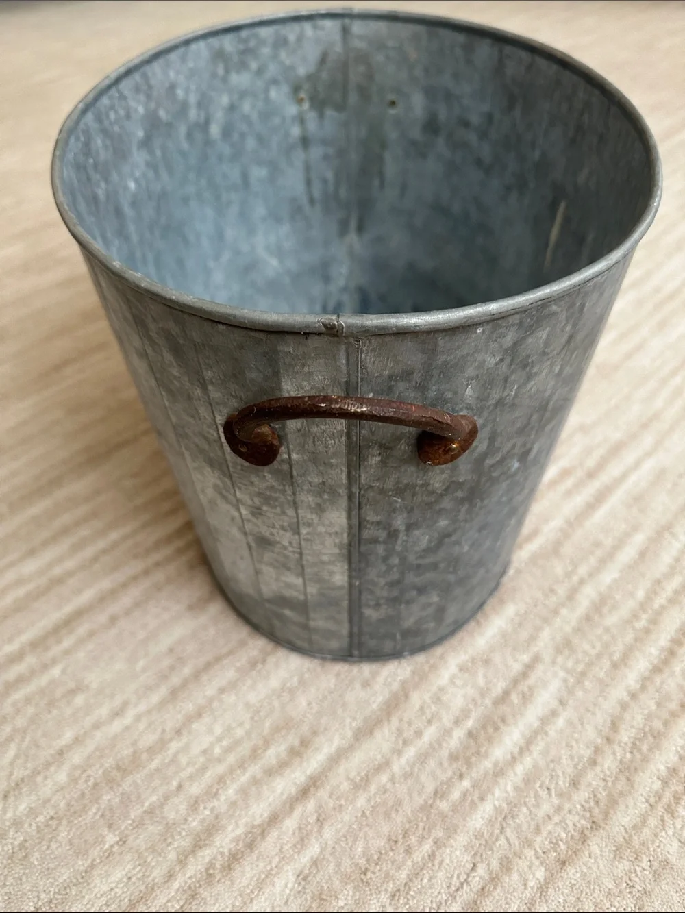 Crate & Barrel Beverage Tub Fluted Galvanized Metal Rustic Cooler Oval